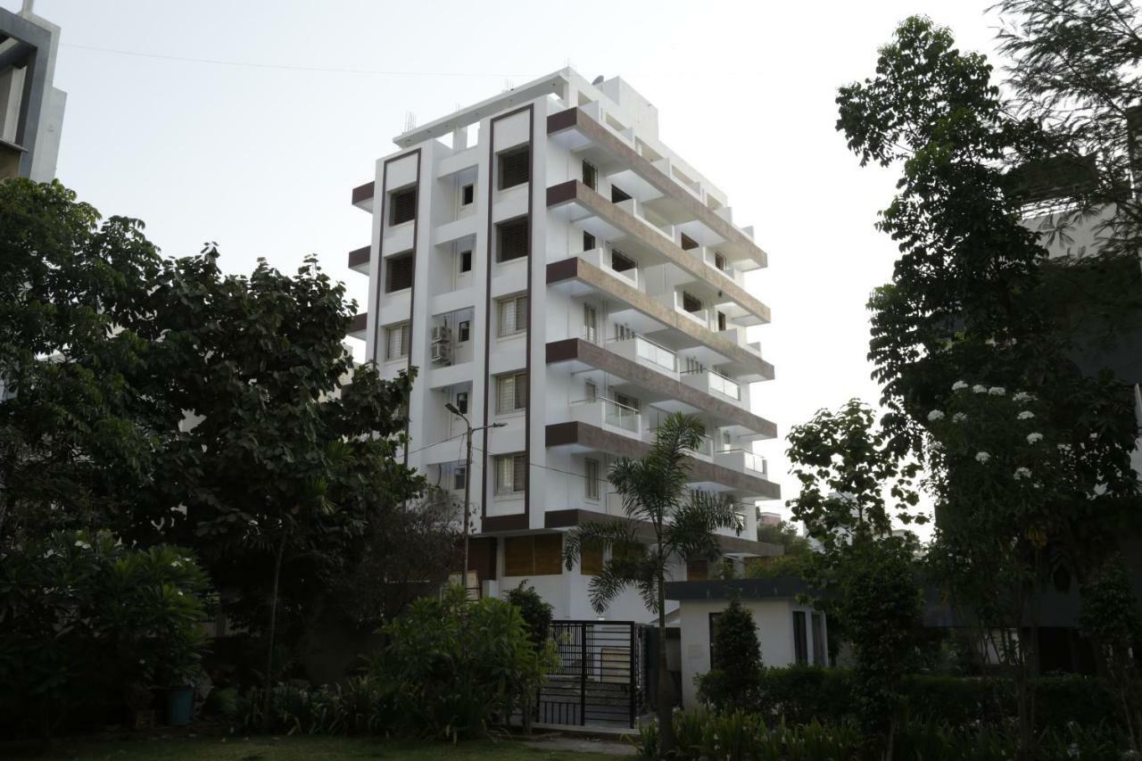 Emerald Vista Luxury Suites Pune Eksteriør billede