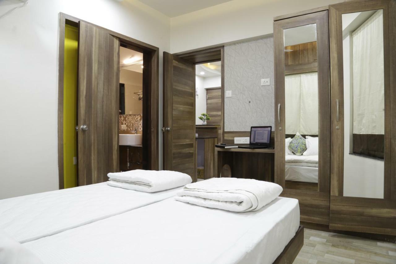 Emerald Vista Luxury Suites Pune Eksteriør billede