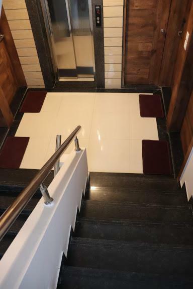 Emerald Vista Luxury Suites Pune Eksteriør billede