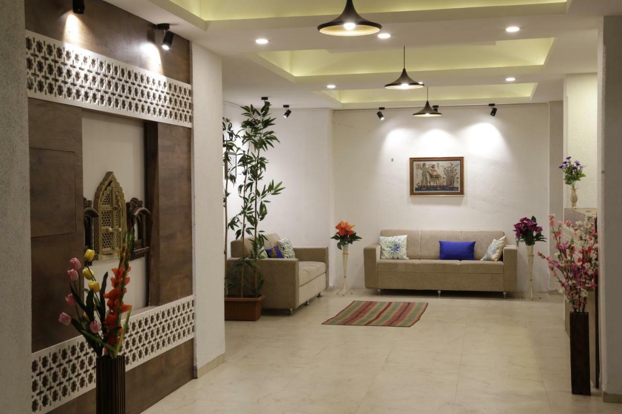 Emerald Vista Luxury Suites Pune Eksteriør billede