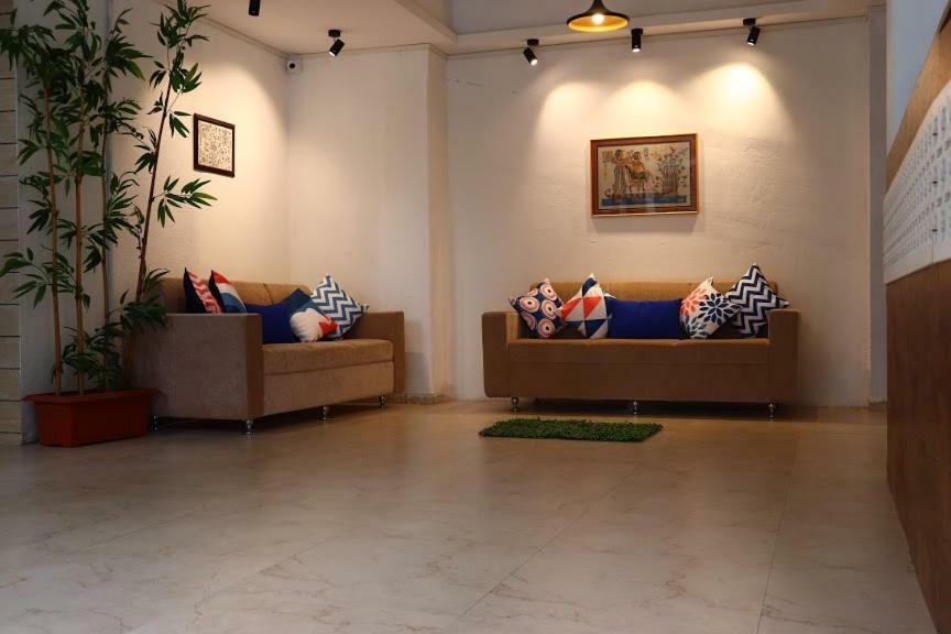 Emerald Vista Luxury Suites Pune Eksteriør billede